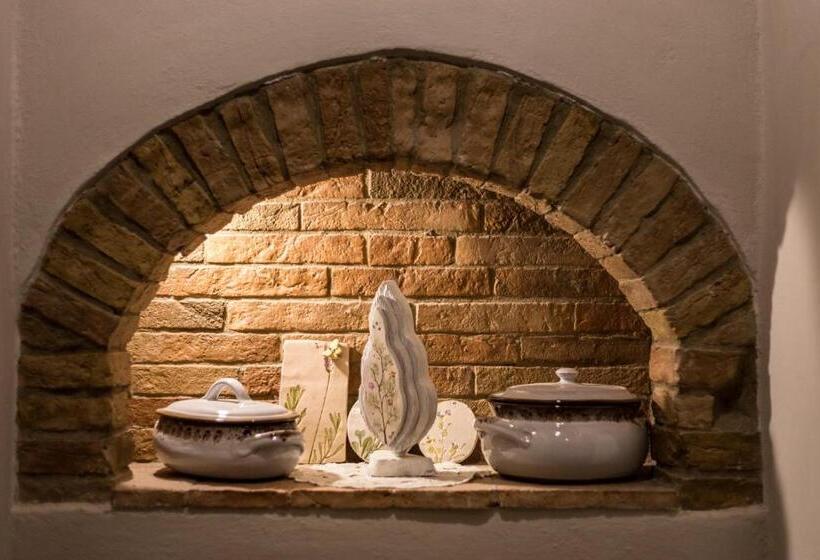 فندق Agriturismo Il Segreto Di Pietrafitta