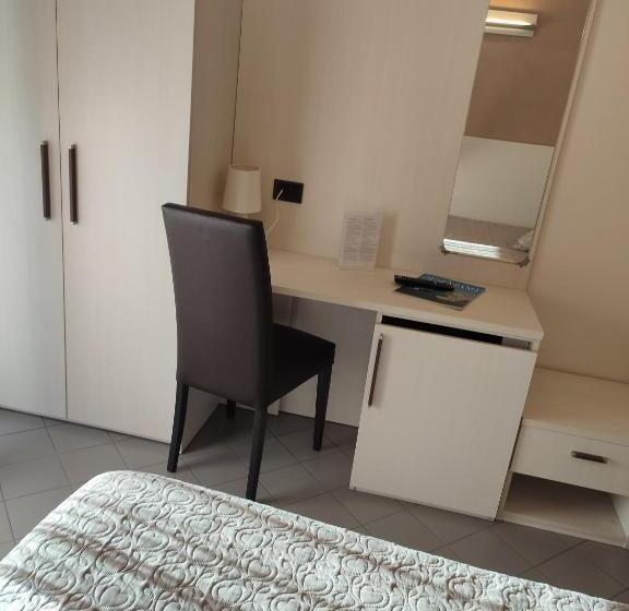 هتل Albergo Al Cacciatore