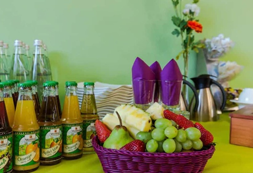 בית מלון כפרי Arooma