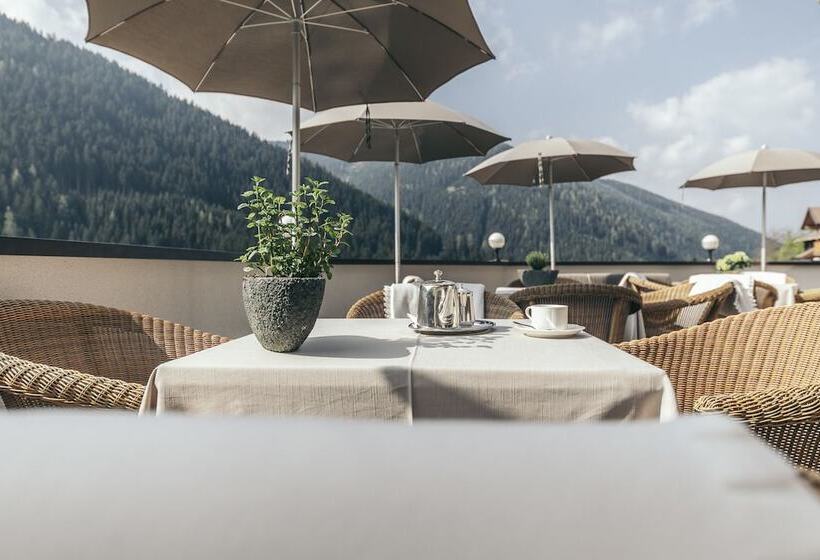 Отель Engel Gourmet&spa