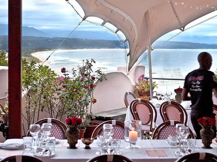 هتل Grand Africa Rooms And Rendezvous