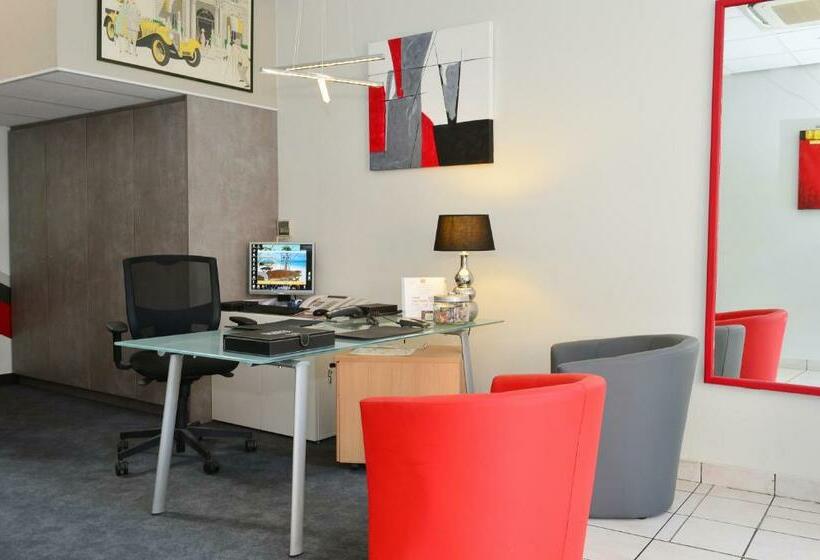 호텔 Hôtel La Croix Blanche