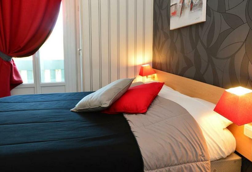 호텔 Hôtel La Croix Blanche