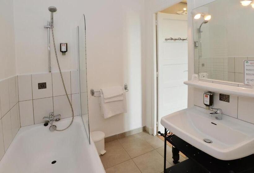 호텔 Hôtel La Croix Blanche