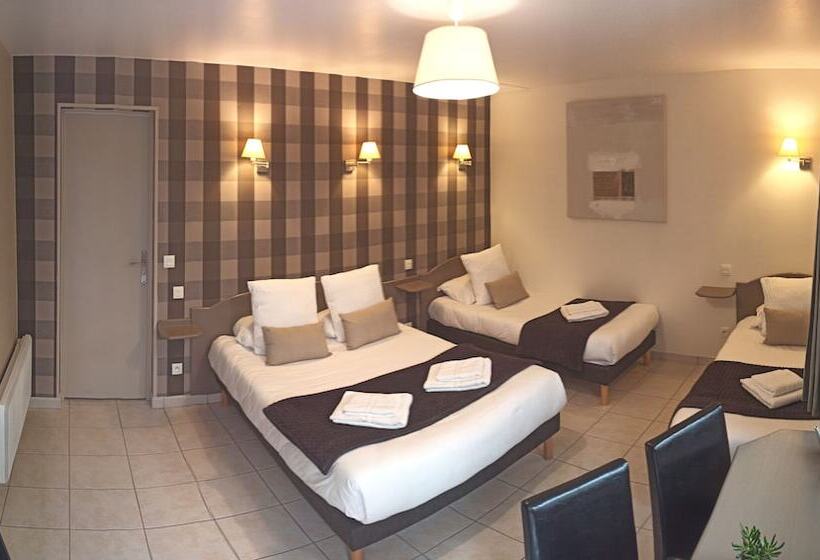 Отель Logis Hôtel La Rosière