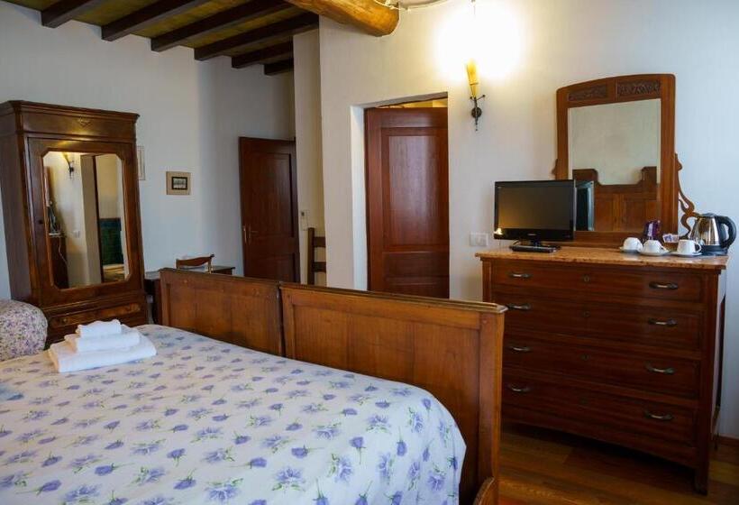 Отель La Lepre Bianca