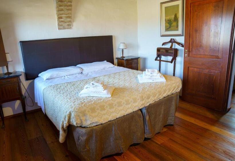 Отель La Lepre Bianca