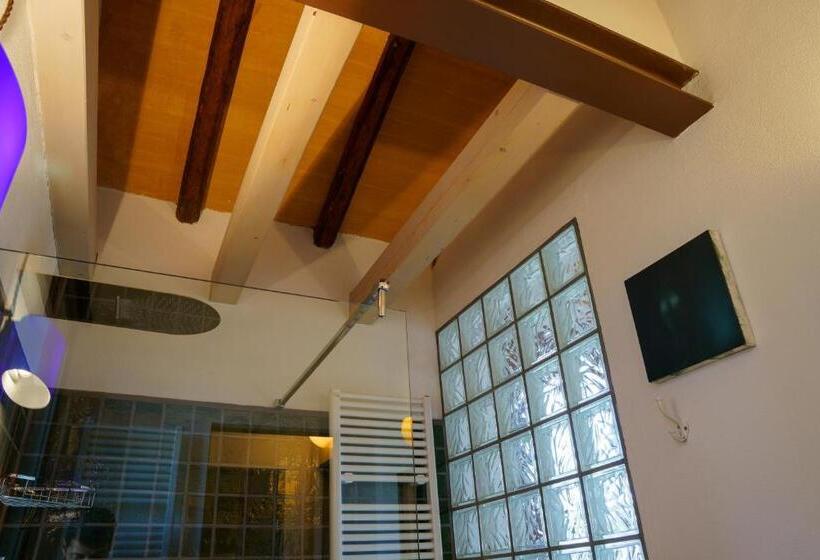 Отель La Lepre Bianca