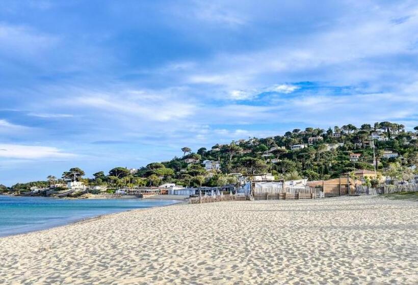 Отель La Nartelle