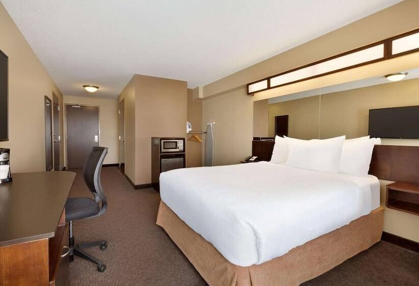 Microtel Inn And Suites By Wyndham Weyburn