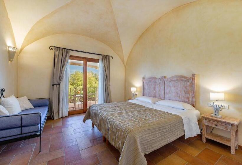 Moma Hotel Cannigione