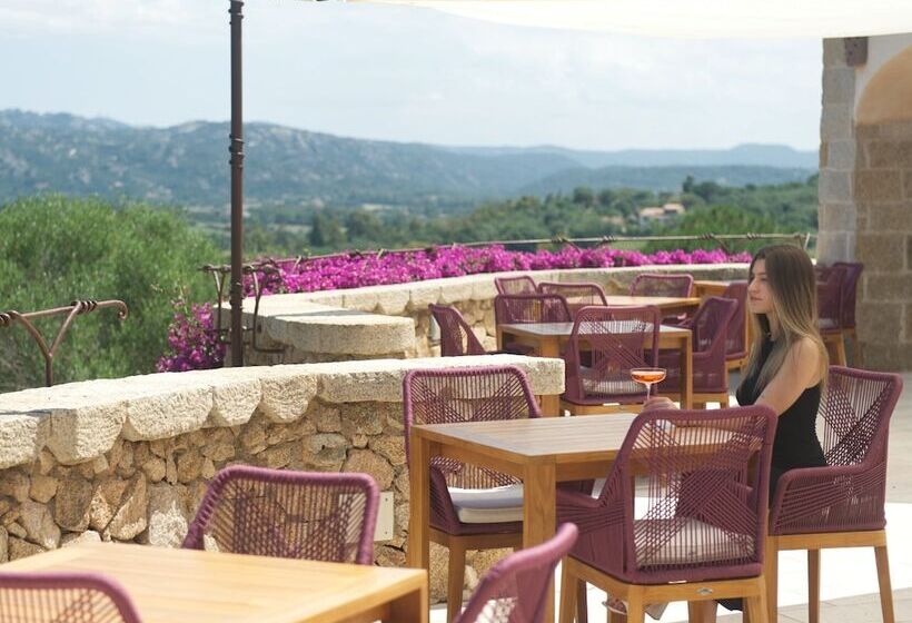 Moma Hotel Cannigione