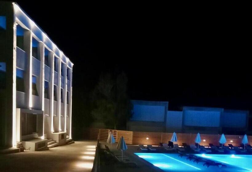Pals Studios Pefkos