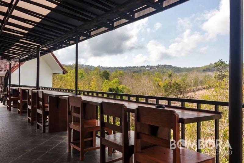 فندق Bombora Surf Camp