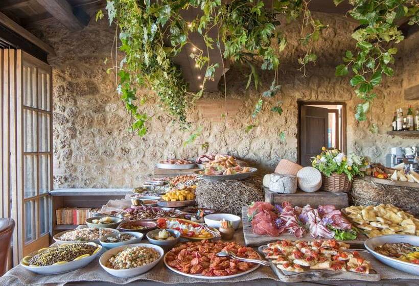 בית מלון כפרי Borgo Santo Pietro