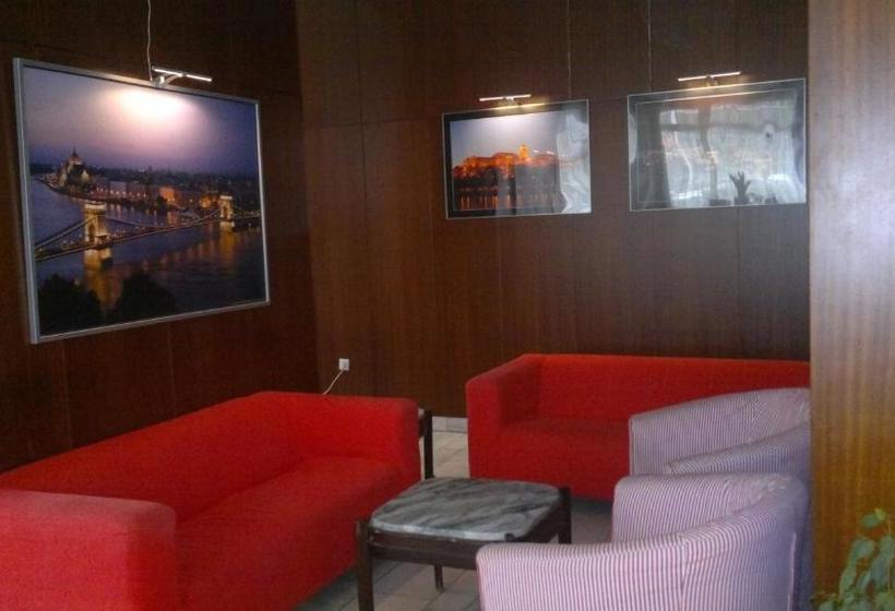 Fotos del hotel Budapest Center House:  3