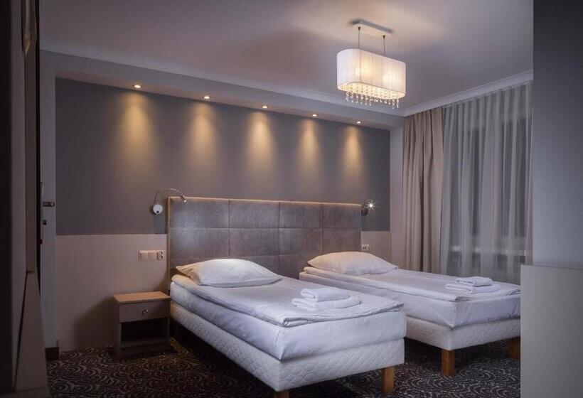 فندق Cristal Park