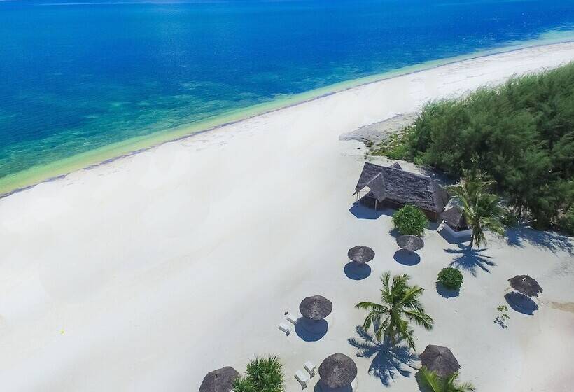 فندق Konokono Beach Resort And Isaraya Luxury Overwater Villas