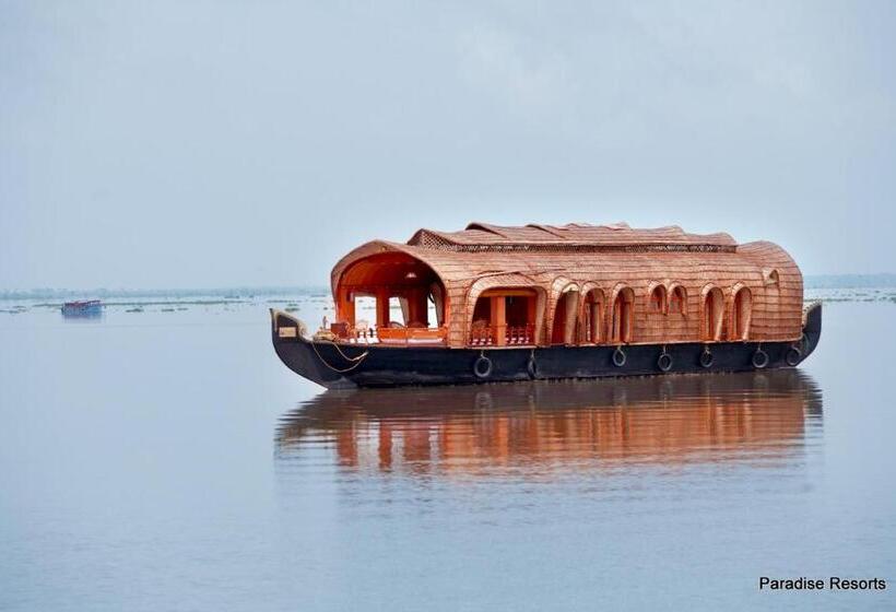 فندق Paradise Resorts