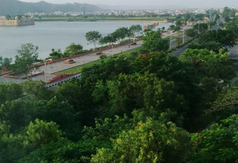 Отель Regenta Central Jal Mahal, Jaipur