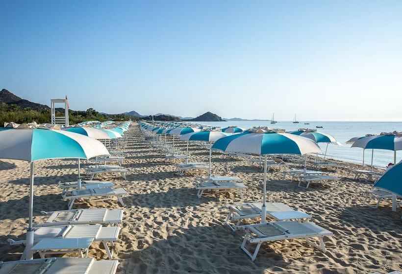 Limone Beach Resort