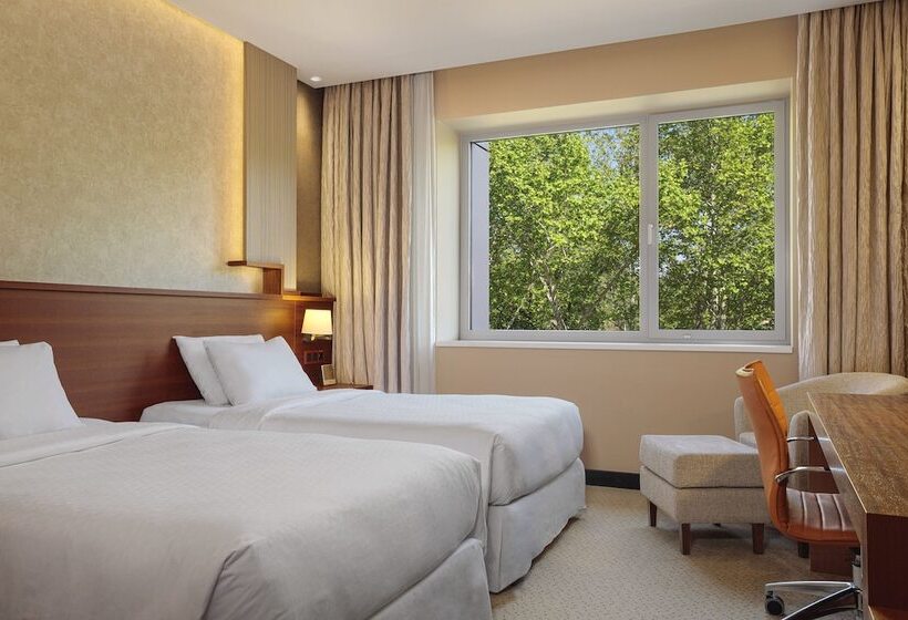 אתר נופש Four Points By Sheraton Kecskemét Hotel és Konferenciaközpont