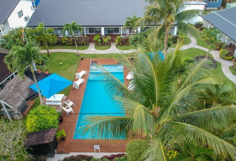 استراحتگاه The Black Pearl Beach Side Apartments