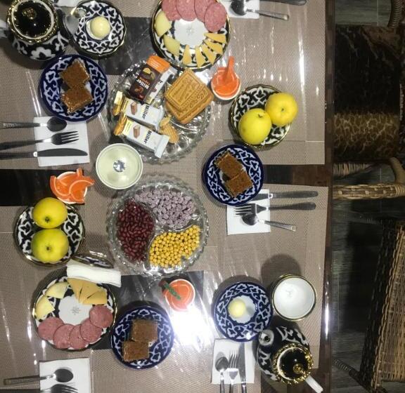 بنسيون Sitora Star Guest House