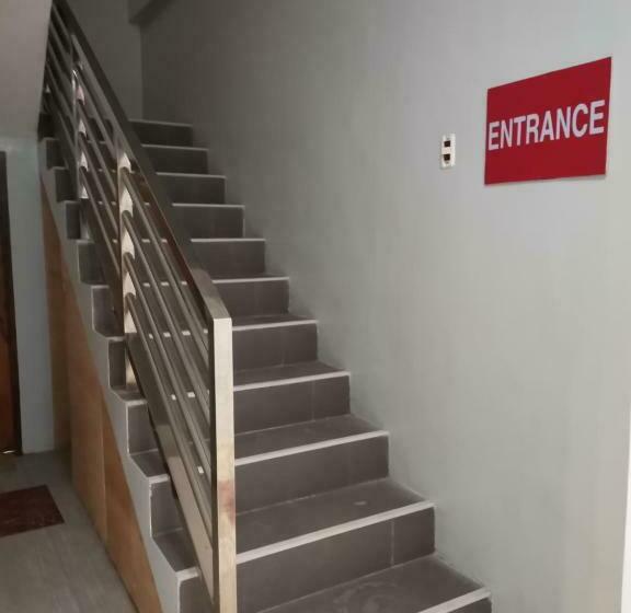 فندق صغير Reddoorz At Gracia S Calzada Inn Camiguin