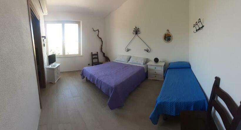 펜션 Bed And Breakfast Murales Orgosolo