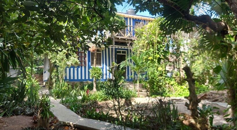 هاستل Lulú La Bruja Yoga Lodge