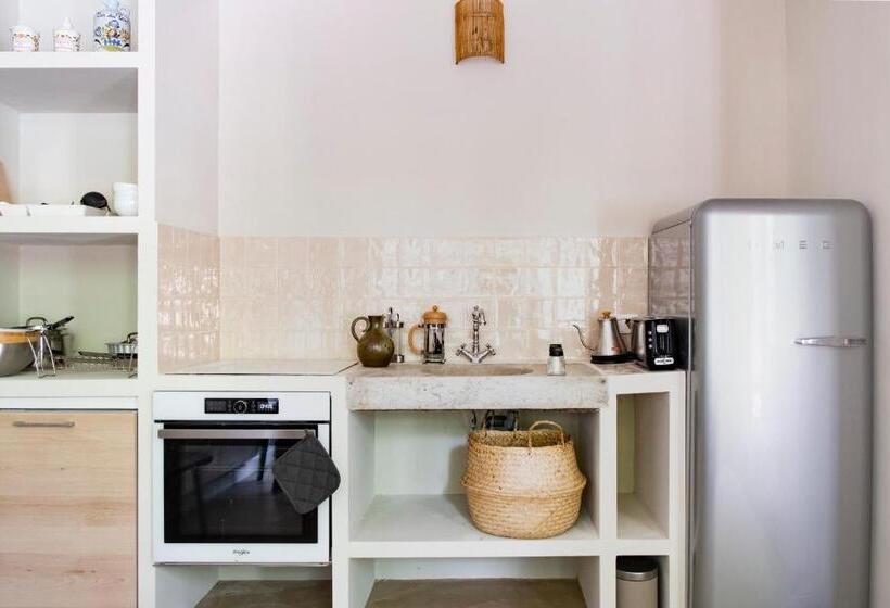 مبيت وإفطار Maison Sumiane