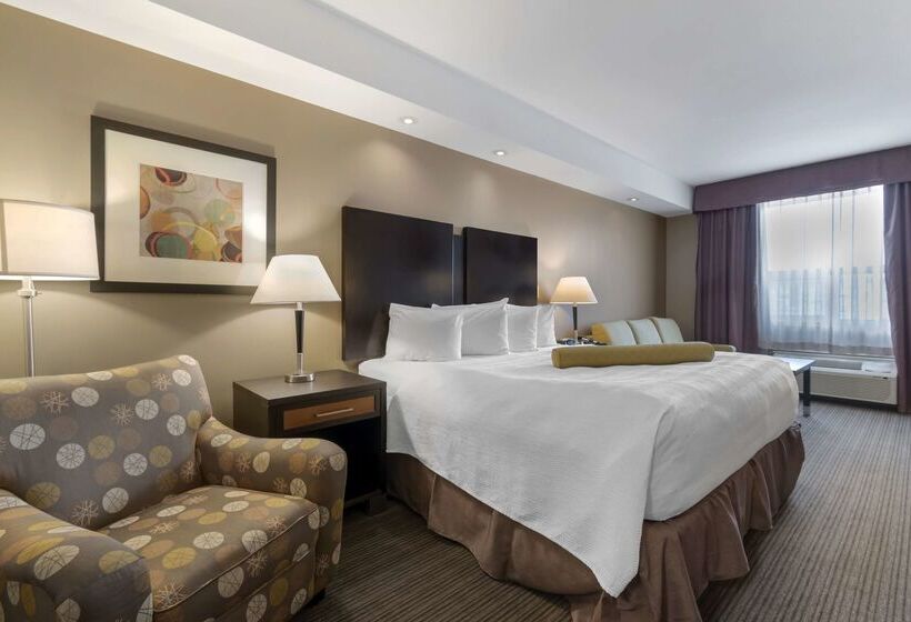 هتل Best Western Plus Moose Jaw