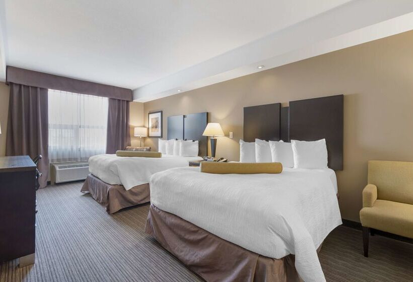هتل Best Western Plus Moose Jaw