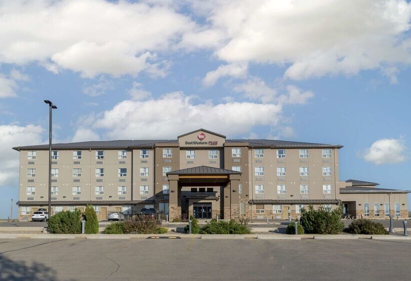 هتل Best Western Plus Moose Jaw