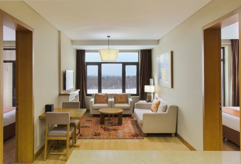 هتل Holiday Inn Changbaishan Suites, An Ihg