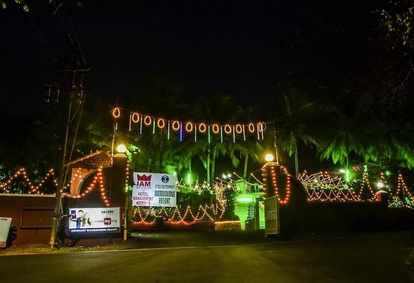 هتل Indismart Woodbourne Resort