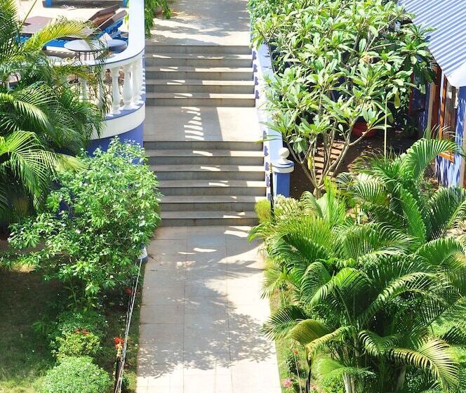 هتل Mayflower By Casa Eternal Beach Resort Baga