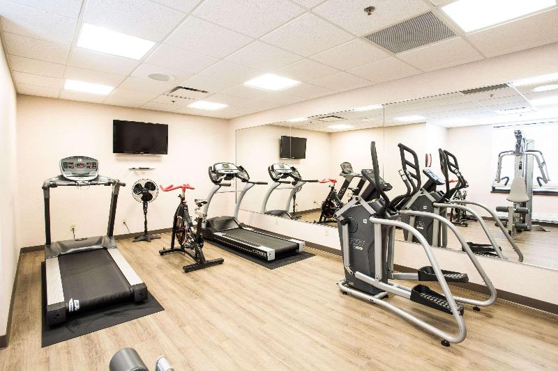 酒店 Quality Inn & Suites