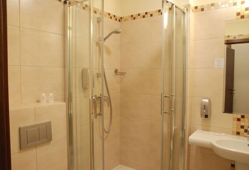 호텔 Topaz Poznań Centrum