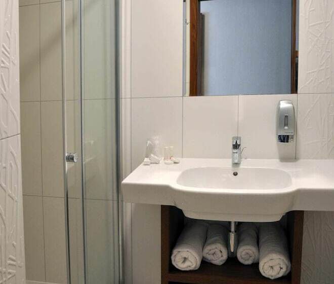 호텔 Topaz Poznań Centrum