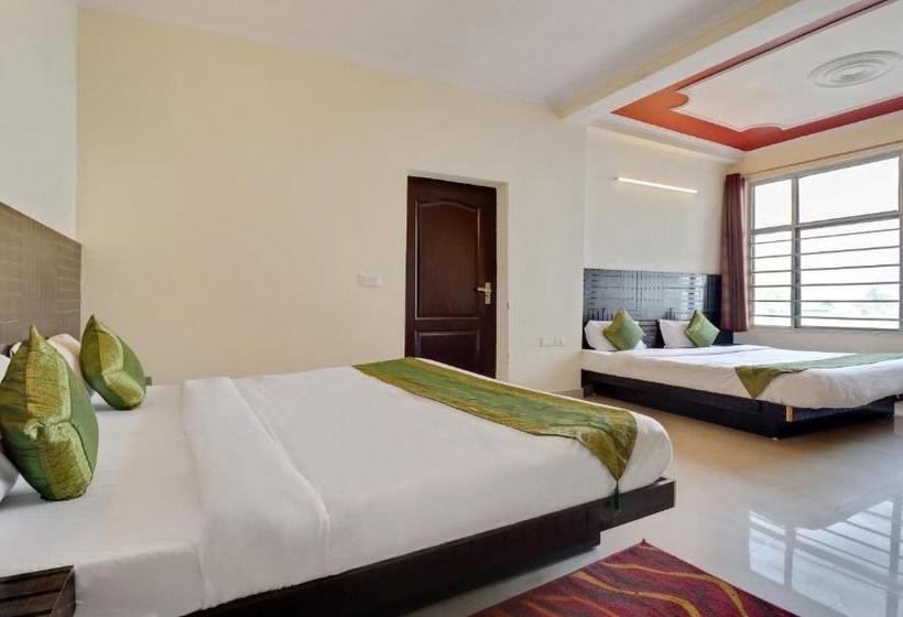 فندق Treebo Mayur, Mall Road