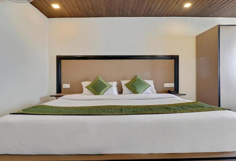 فندق Treebo Mayur, Mall Road