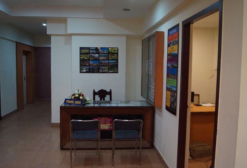 ホテル Vinayaga Inn By Poppys Ooty