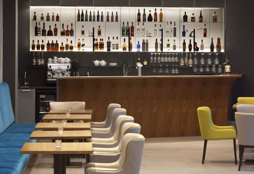 هتل Witkowski Warsaw Airport