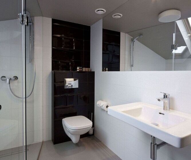 هتل Witkowski Warsaw Airport