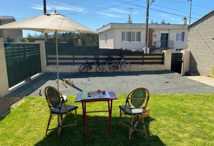 مبيت وإفطار La Chtite Creuse   Chambres D Hôtes   Parking   Abri 2 Roues