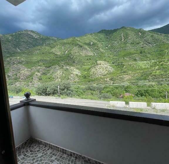 فندق Rafting House