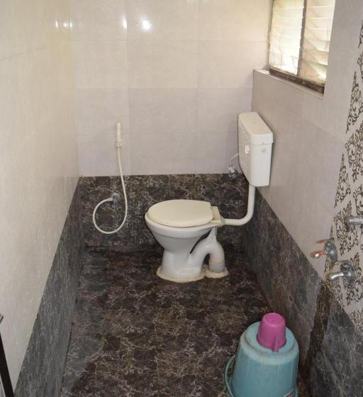 בית מלון כפרי Gokarn Lodging