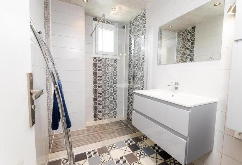 פנסיון Chambre Hote   Dormir Comme à La Maison
